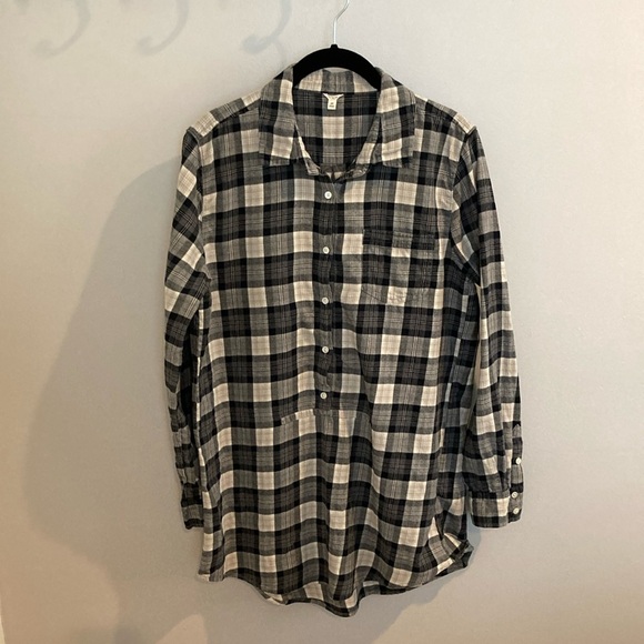 2/$30 🖤🩶 J Crew flannel tunic 🖤🩶 medium - Picture 1 of 8